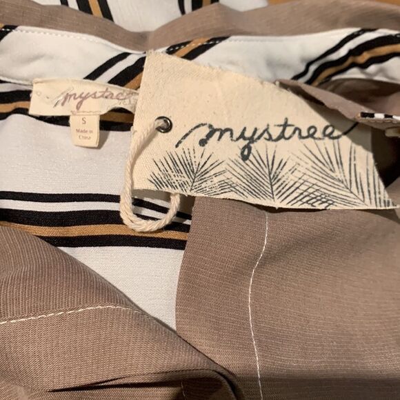 Mystree deep khaki tencel & stripe sleeveless shirt w/button front & back. NWT. - Picture 9 of 11